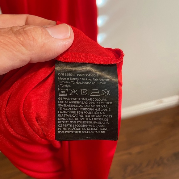 NWT Elegant Red Halter Dress with Gold Detailing - Luxury Occassion Maxi Dress - Picture 10 of 10